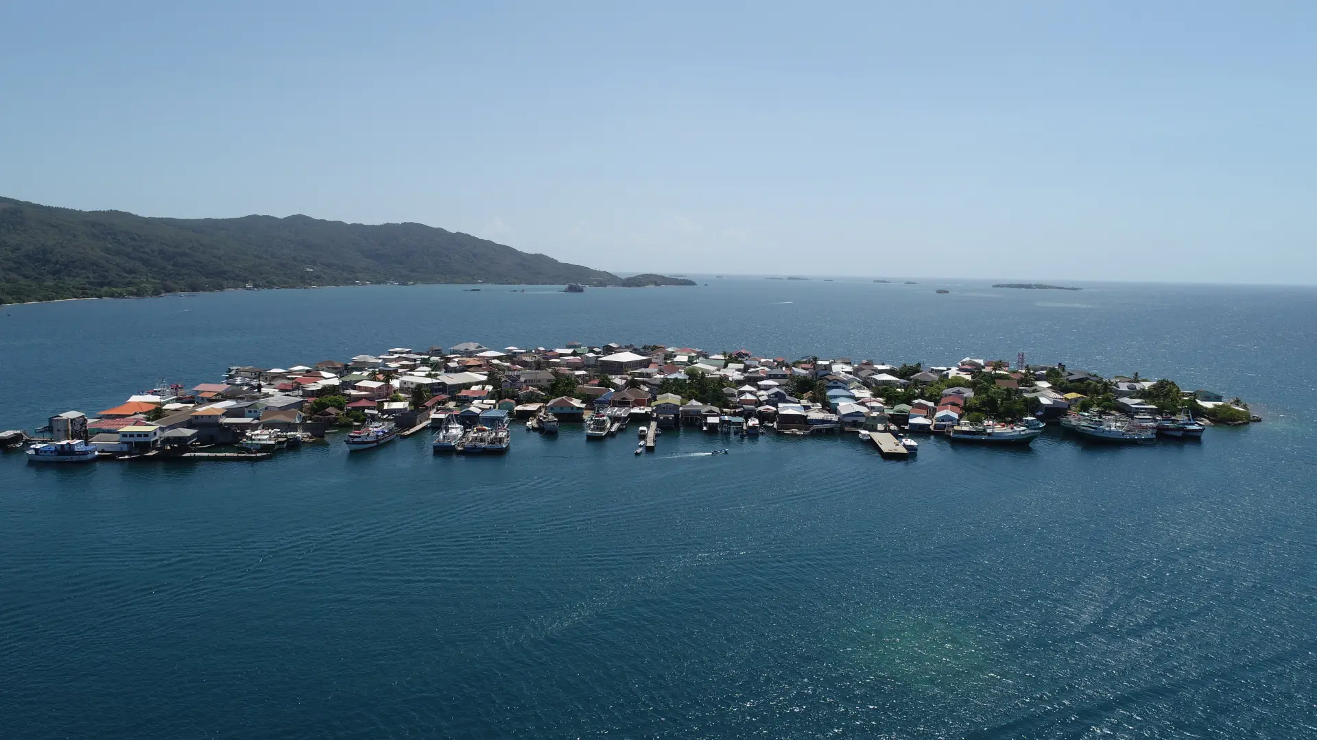 Ayuda humanitaria efectiva para comunidades isleñas